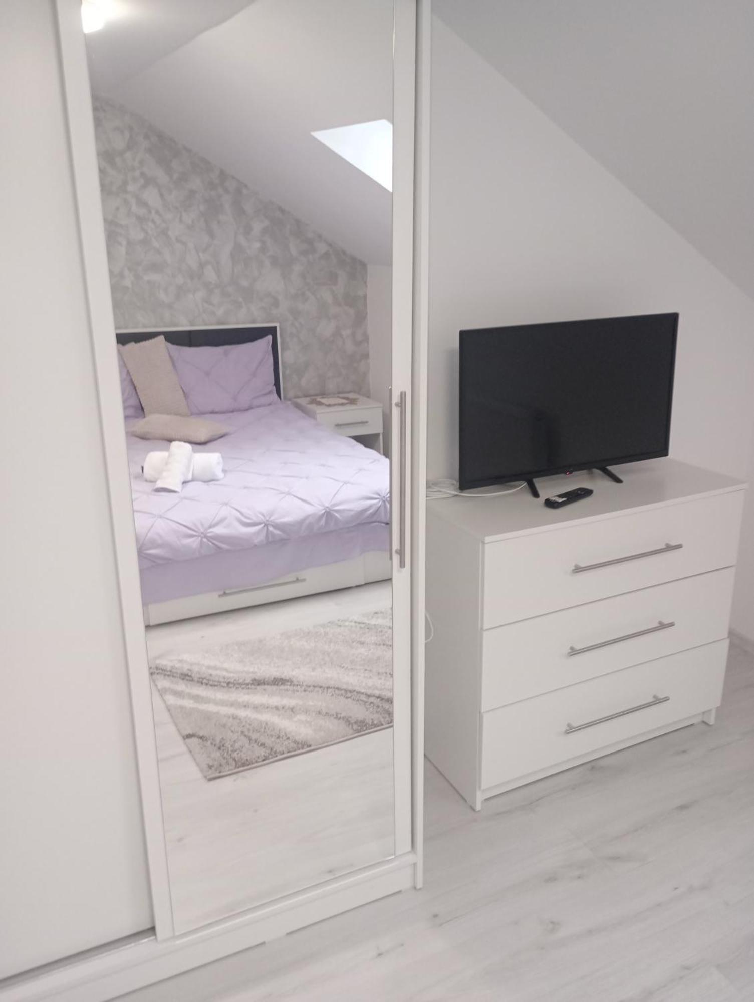 Izabella Guest House Сачеле Екстер'єр фото