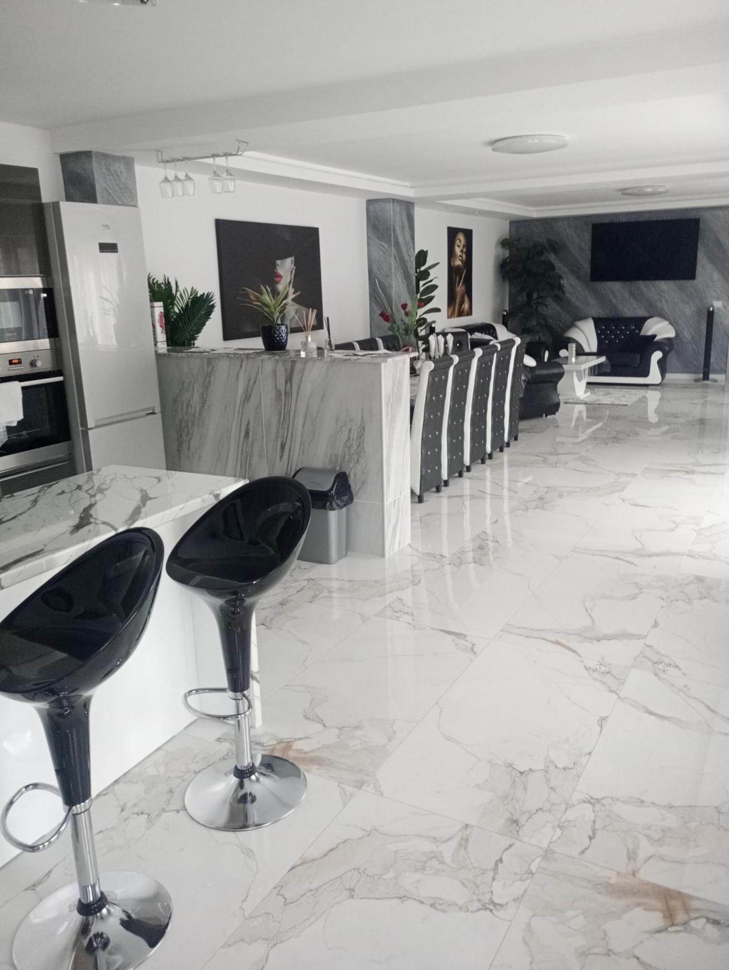 Izabella Guest House Сачеле Екстер'єр фото