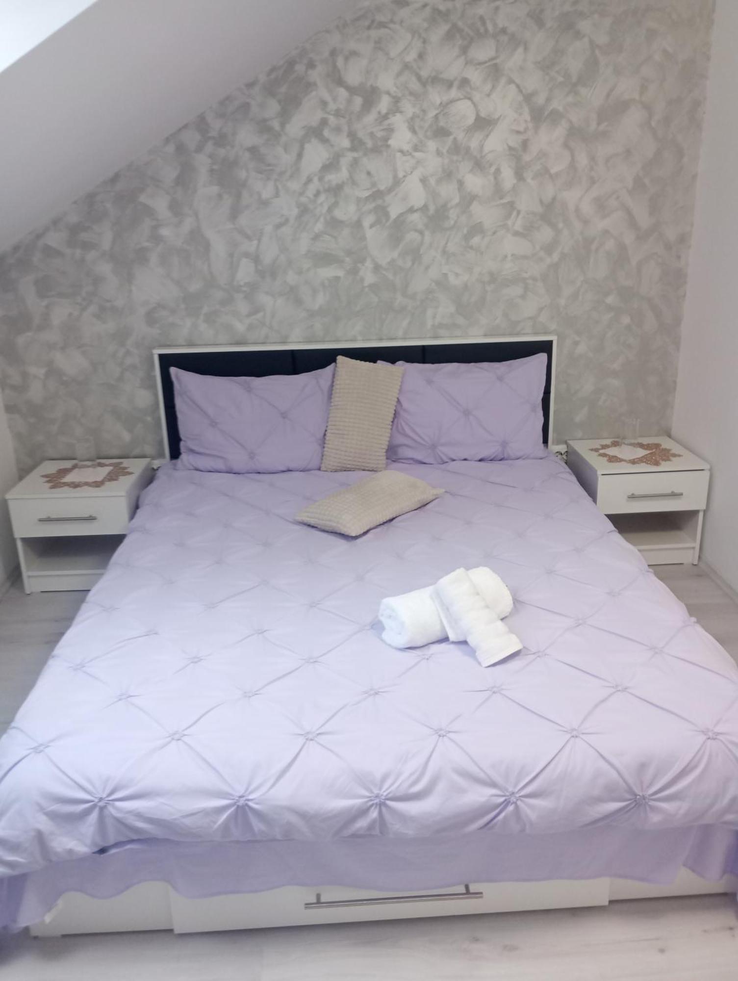 Izabella Guest House Сачеле Екстер'єр фото