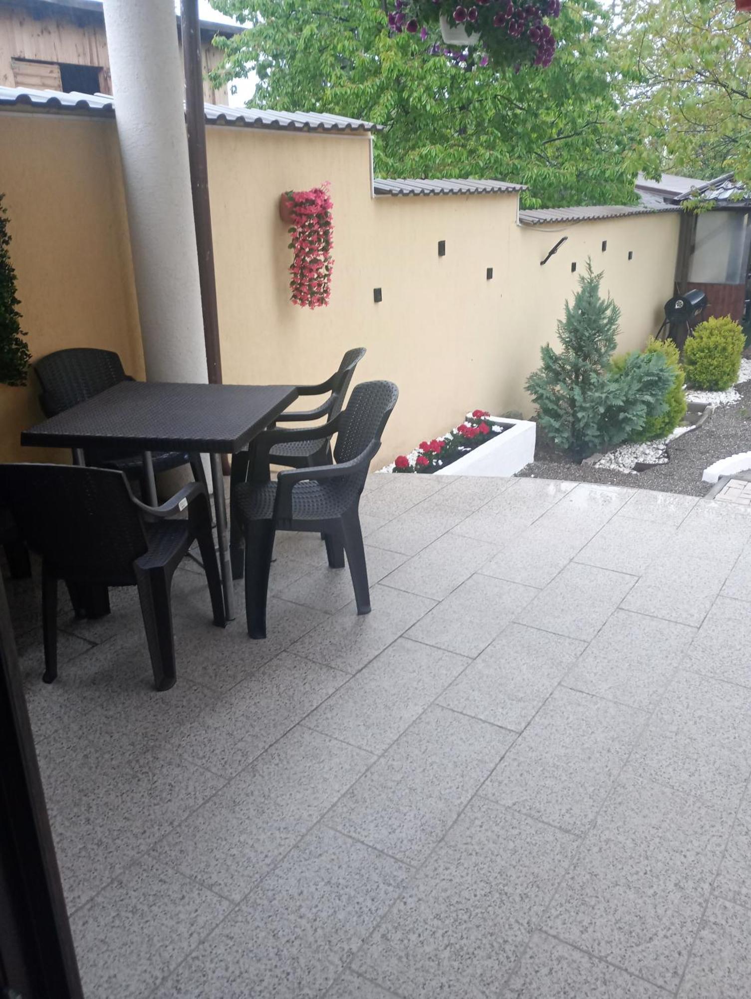 Izabella Guest House Сачеле Екстер'єр фото